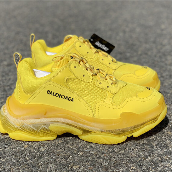 https://arvionstyle.vuta.site/pr/balenciaga-triple-s-yellow-541624-w09oh-1298