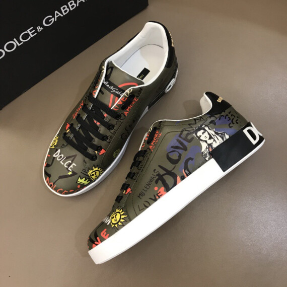 https://arvionstyle.vuta.site/pr/portofino-sneakers-docel-gabbana-brown