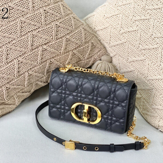 https://arvionstyle.vuta.site/pr/dior-black-yd1268-m9241-20-x12-x7-cm