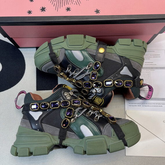 https://arvionstyle.vuta.site/pr/flashtrek-sneaker-gucci-flashtrek-sneakers-with-removable-crystals-386750-g528-a88