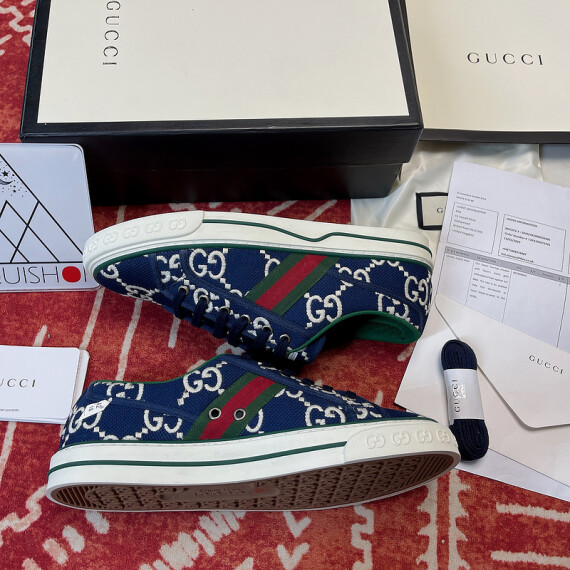 https://arvionstyle.vuta.site/pr/gts-gucci-tennis-1977-sneaker-dark-blue-606111-h0g10-4370
