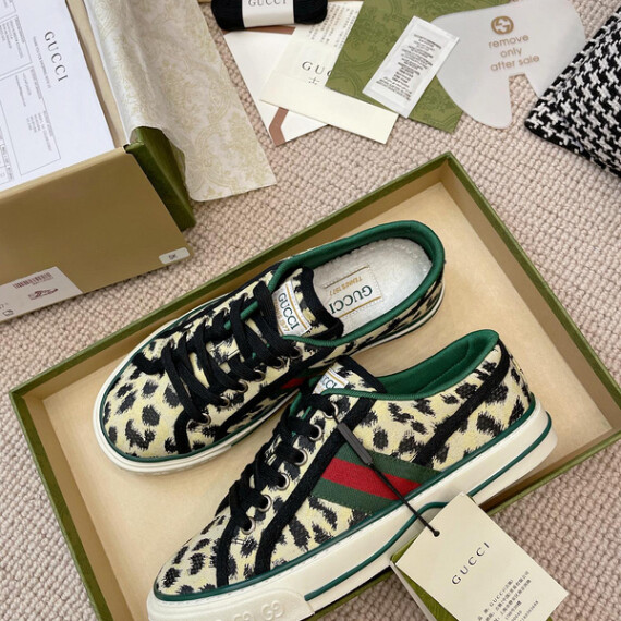 https://arvionstyle.vuta.site/pr/gts-gucci-tennis-1977-sneaker-gucci-tennis-1977-leopard-print-sneakers-in-neutral