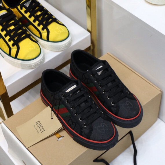 https://arvionstyle.vuta.site/pr/gts-gucci-tennis-1977-sneaker-tennis-1977-sneakers-in-black-40001279477