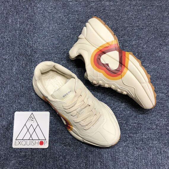 https://arvionstyle.vuta.site/pr/gucci-rhyton-interlocking-g-heart