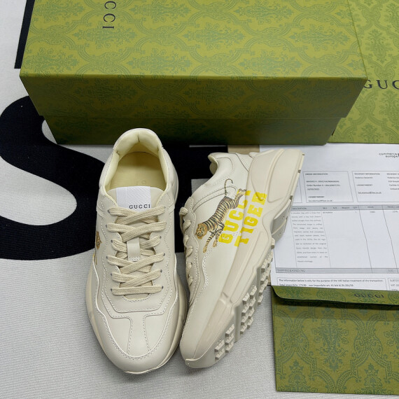 https://arvionstyle.vuta.site/pr/gucci-tiger-mens-rhyton-sneaker