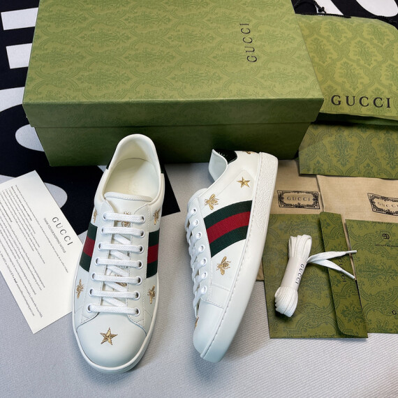 https://arvionstyle.vuta.site/pr/gucci-mens-ace-sneaker-white-leather-with-bees-stars