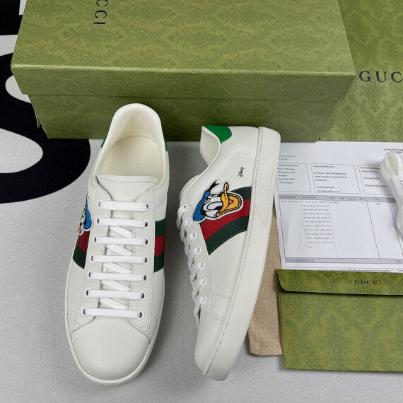 https://arvionstyle.vuta.site/pr/gucci-ace-x-disney-donald-duck