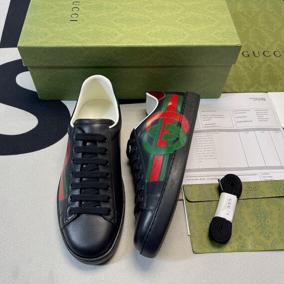 https://arvionstyle.vuta.site/pr/gucci-gg-ace-black-green-red