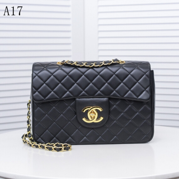 https://arvionstyle.vuta.site/pr/chanel-black-bag-4