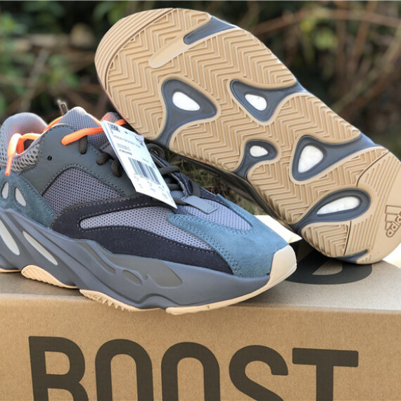 https://arvionstyle.vuta.site/pr/adidas-yeezy-boost-700-teal-blue