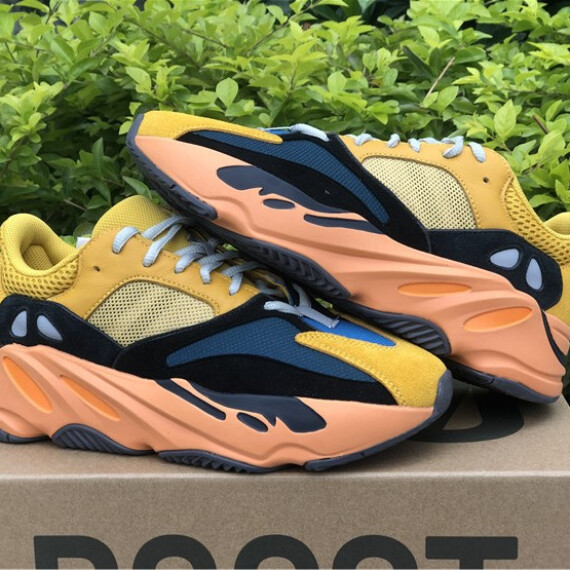 https://arvionstyle.vuta.site/pr/adidas-yeezy-boost-700-sun