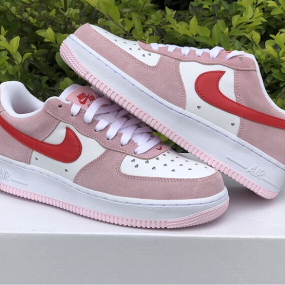 https://arvionstyle.vuta.site/pr/nike-air-force-1-07-qs-valentines-day