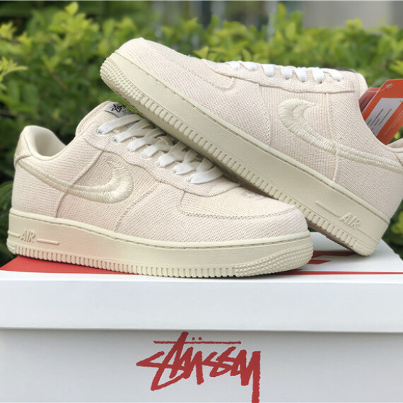 https://arvionstyle.vuta.site/pr/nike-air-force-1-low-stussy-beige-white
