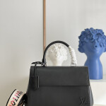Louis Vuitton Epi Leather Cluny BB Black