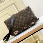 Louis Vuitton Speedy Bandoulière 25 handbag in Monogram canvas