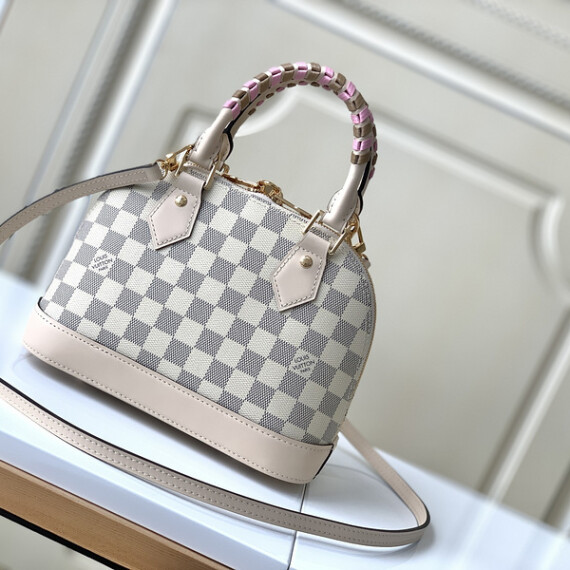 https://arvionstyle.vuta.site/pr/louis-vuitton-alma-bb-damier-azur-canvas