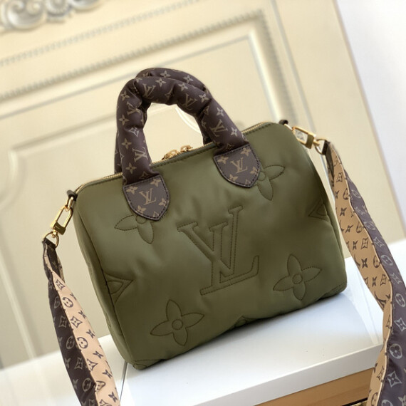 https://arvionstyle.vuta.site/pr/louis-vuitton-speedy-bandouliere-25-bag-khaki-green
