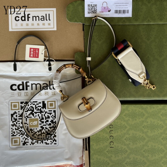 https://arvionstyle.vuta.site/pr/gucci-mini-top-handle-with-bamboo-white-leather
